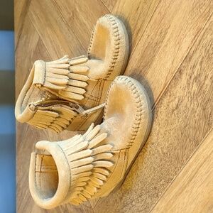 Minnetonka moccasins